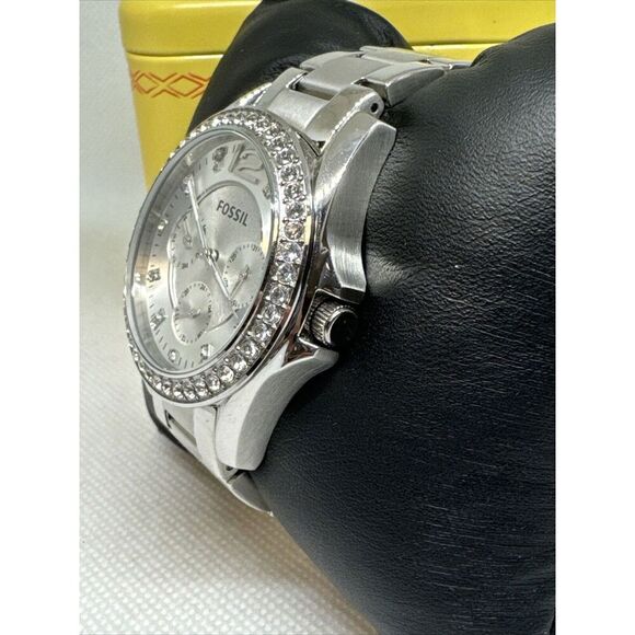 Fossil Riley ES3202 Women Silver Stainless Steel Analog Dial Quartz Watch JNA12 - Picture 3 of 12